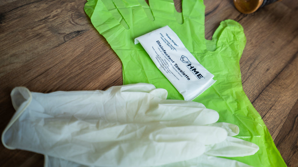 HME Game Cleaning Gloves